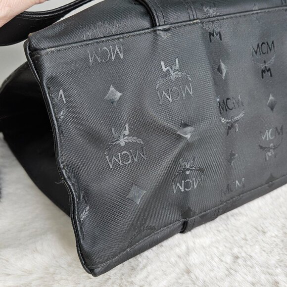 MCM Black Visetos Shopper Bag - Picture 11 of 17